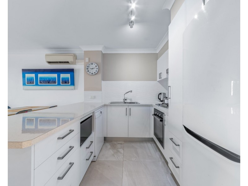 Sunset Waters 16/3 Banksia Court, Hamilton Island QLD 4803