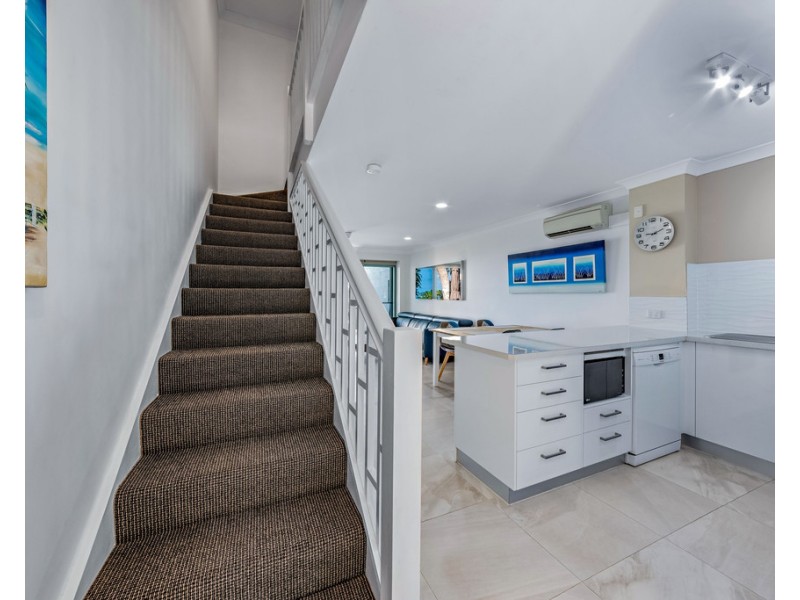 Sunset Waters 16/3 Banksia Court, Hamilton Island QLD 4803