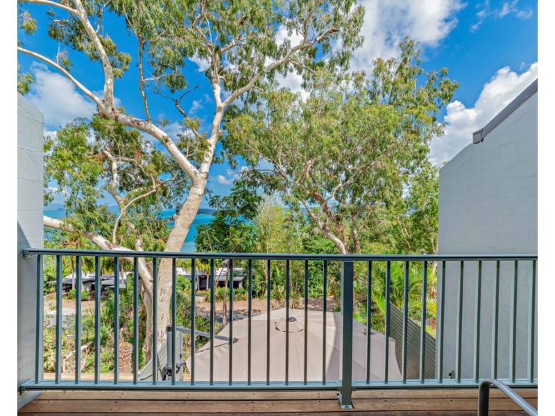 Sunset Waters 16/3 Banksia Court, Hamilton Island QLD 4803