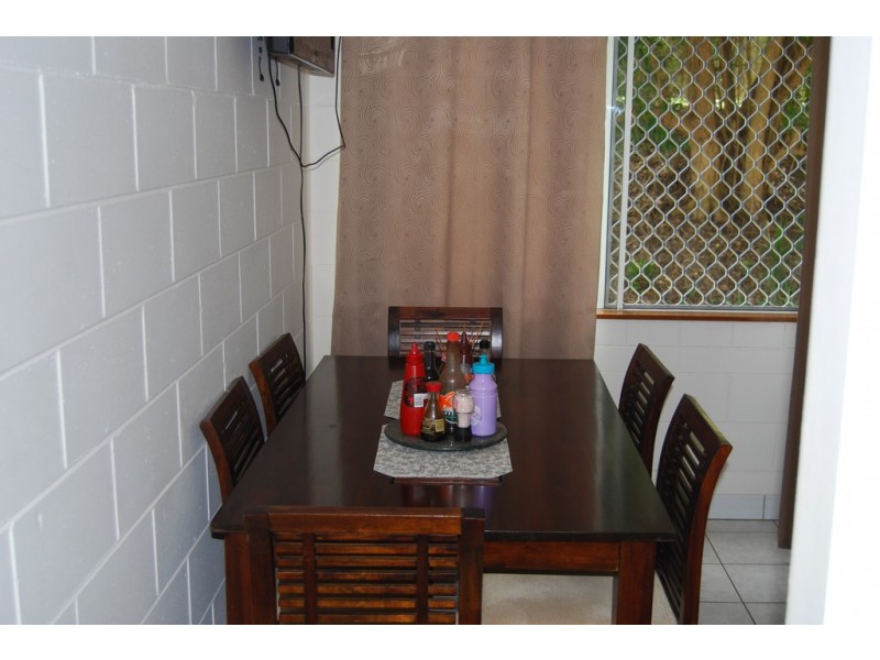 6/3 Eshelby Drive, Cannonvale QLD 4802