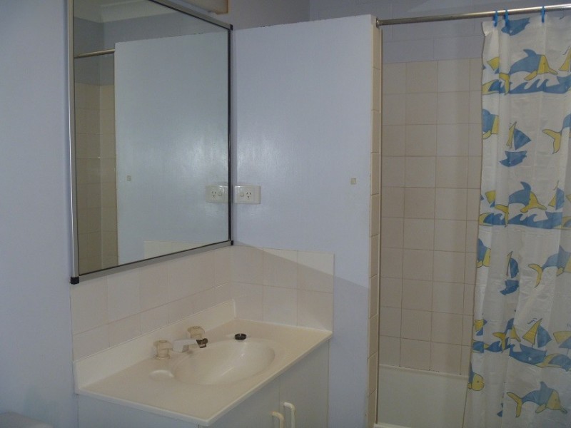 20/28 Island Drive, Cannonvale QLD 4802