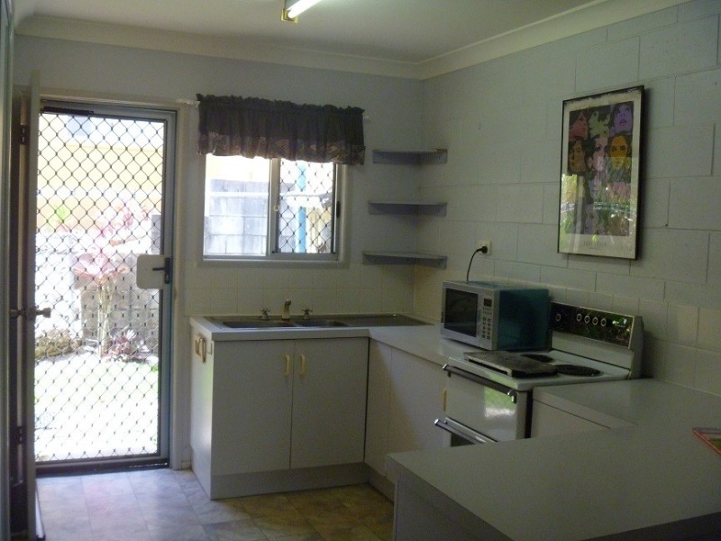 20/28 Island Drive, Cannonvale QLD 4802