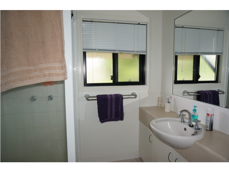 9/16 Beach Road, Cannonvale QLD 4802