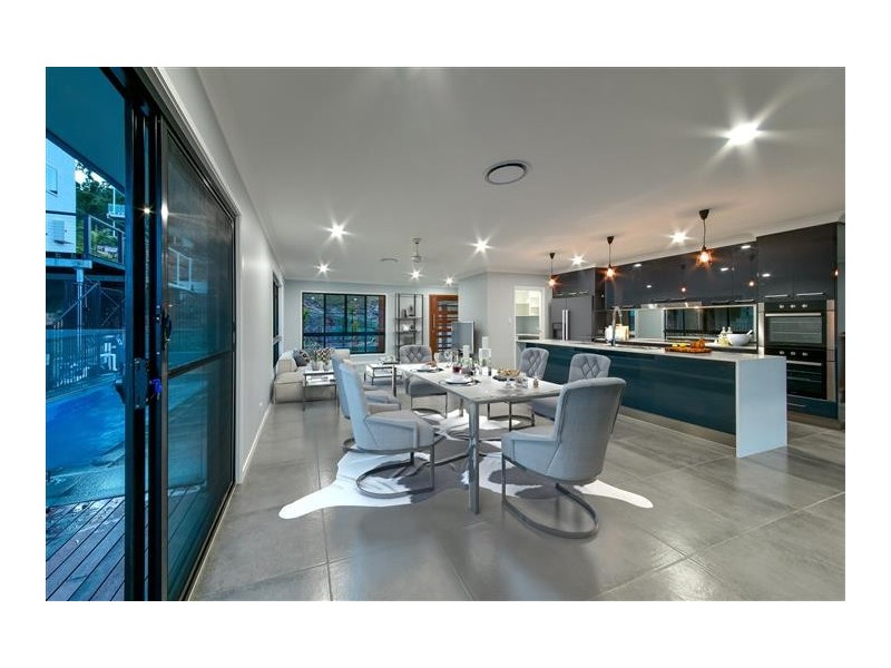 40 Beth Court, Cannonvale QLD 4802