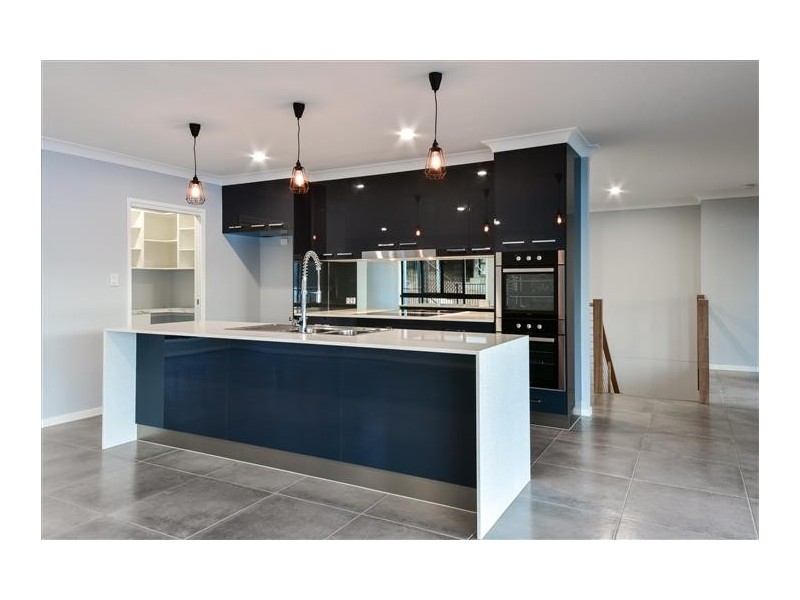 40 Beth Court, Cannonvale QLD 4802