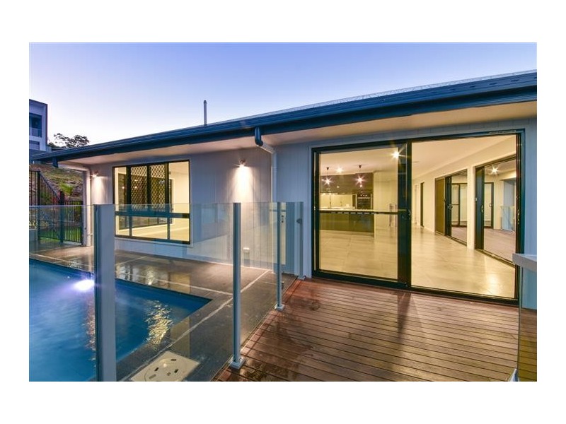40 Beth Court, Cannonvale QLD 4802