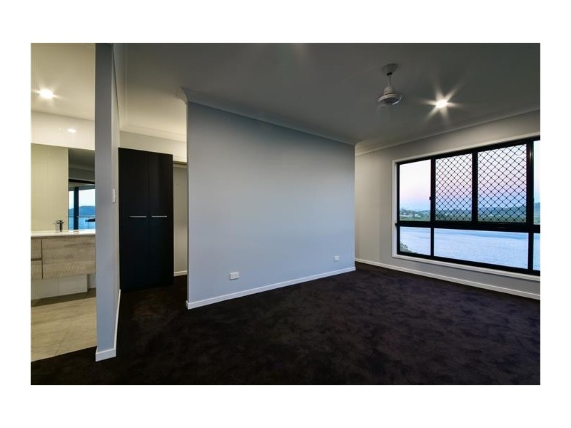 40 Beth Court, Cannonvale QLD 4802