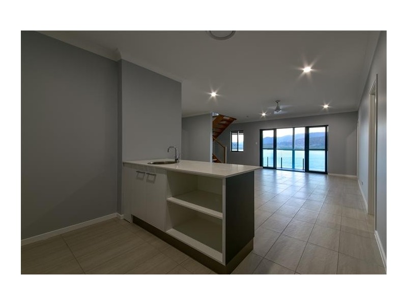 40 Beth Court, Cannonvale QLD 4802