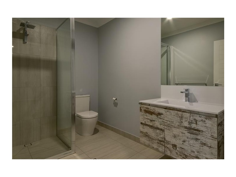 40 Beth Court, Cannonvale QLD 4802