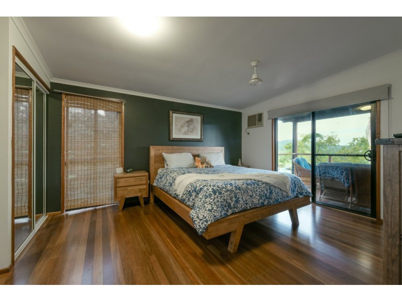 7 Daydream Court, Cannonvale QLD 4802
