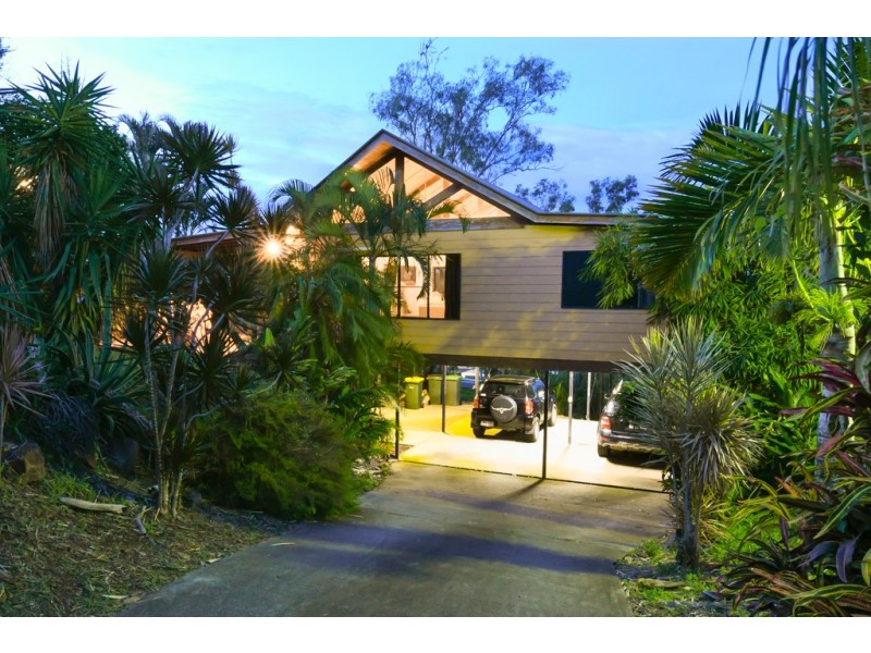7 Daydream Court, Cannonvale QLD 4802