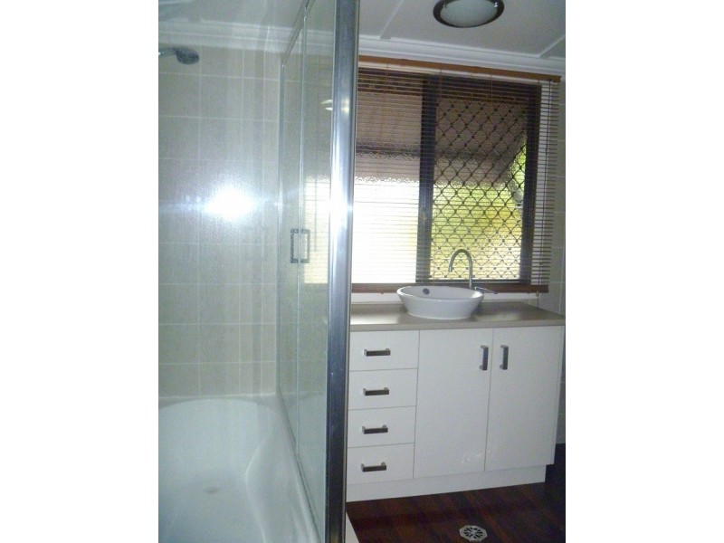 7 Herring Lane, Cannonvale QLD 4802