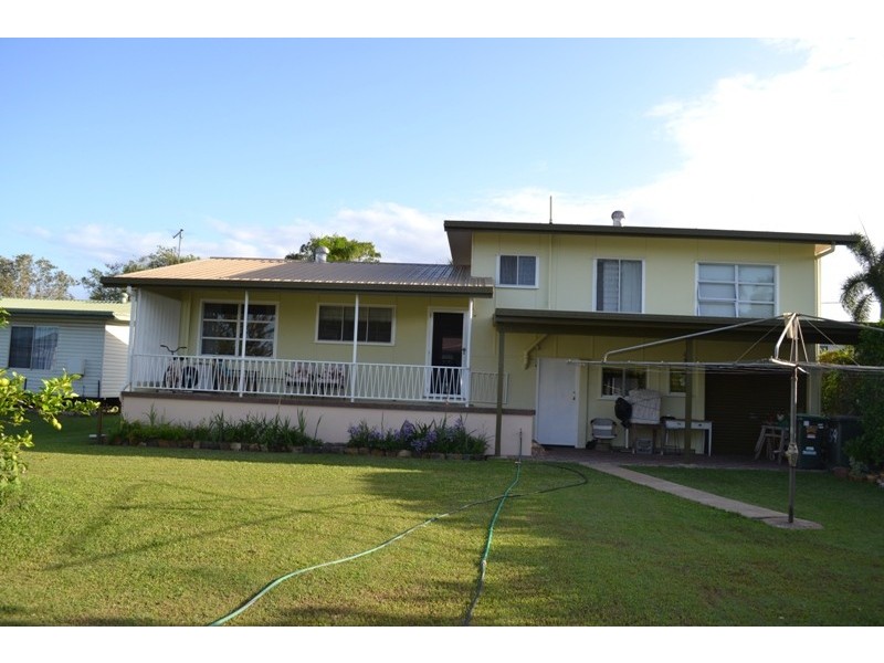 15 Davy Avenue, Proserpine QLD 4800
