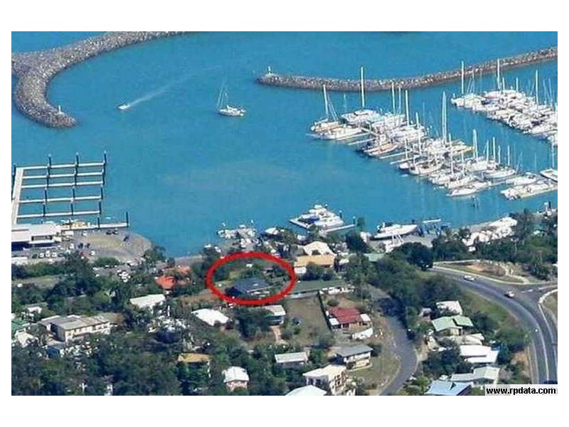 30 Airlie Crescent, Airlie Beach QLD 4802