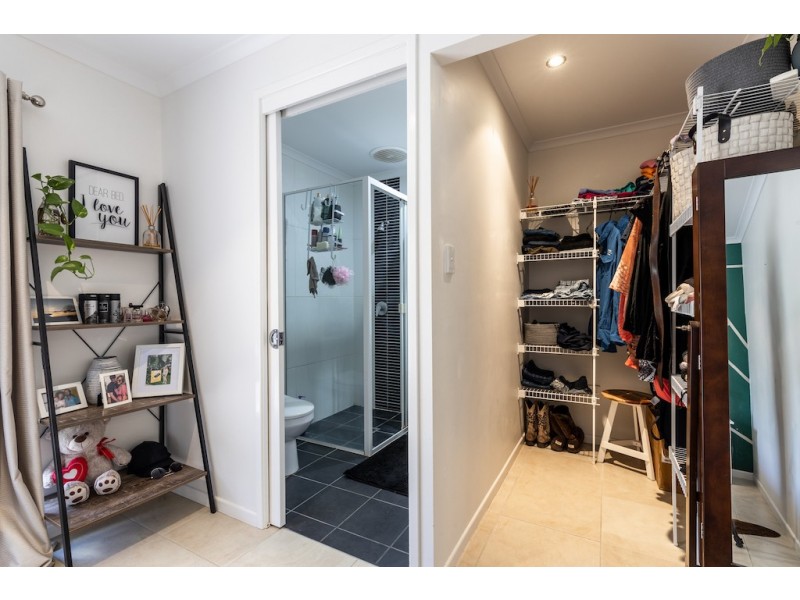 25 Sunset Drive, Jubilee Pocket QLD 4802