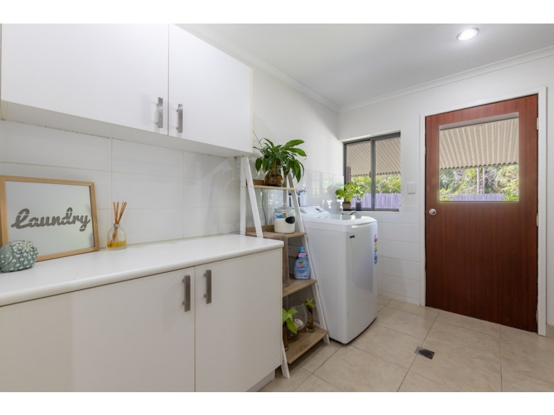 25 Sunset Drive, Jubilee Pocket QLD 4802