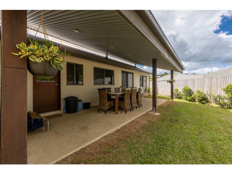 25 Sunset Drive, Jubilee Pocket QLD 4802