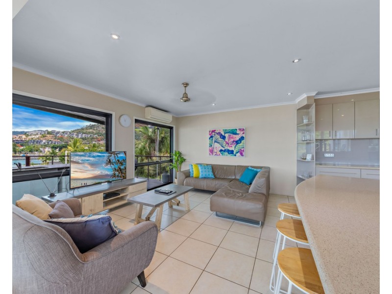 12 Ocean View Avenue, Airlie Beach QLD 4802