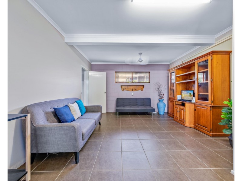 12 Ocean View Avenue, Airlie Beach QLD 4802