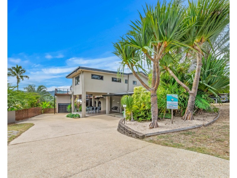 12 Ocean View Avenue, Airlie Beach QLD 4802