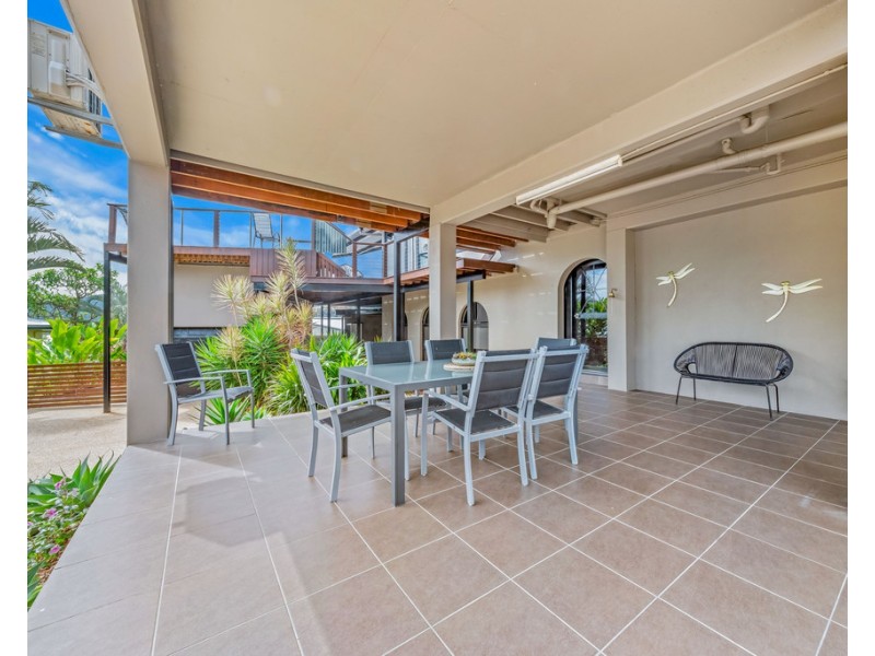 12 Ocean View Avenue, Airlie Beach QLD 4802