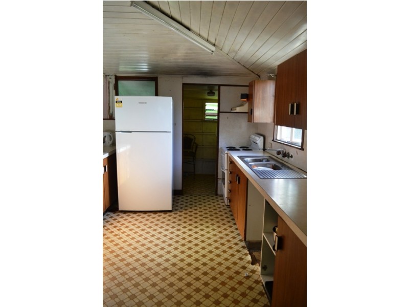 172 Main Street, Proserpine QLD 4800