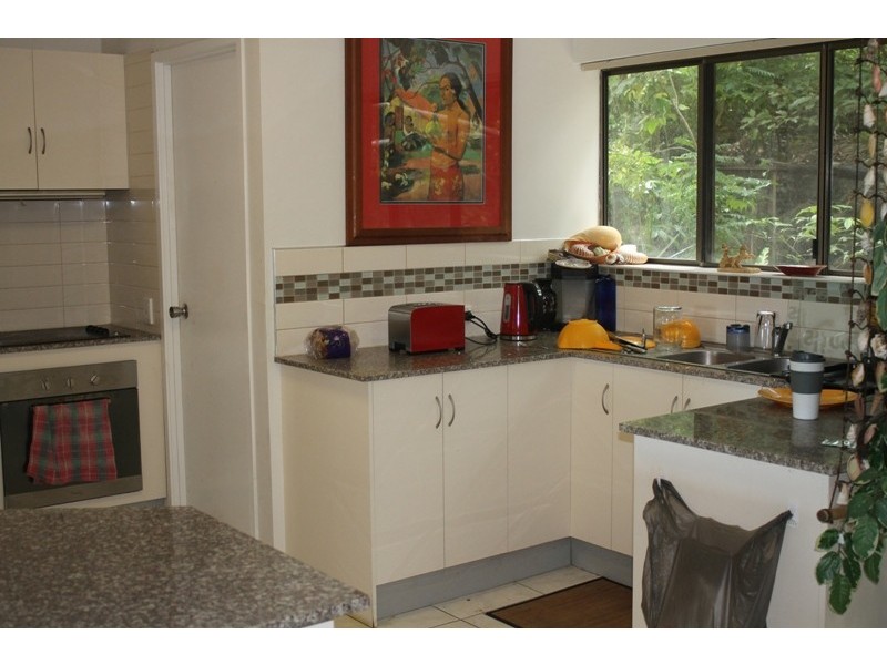 107/2 Eshelby Drive, Cannonvale QLD 4802