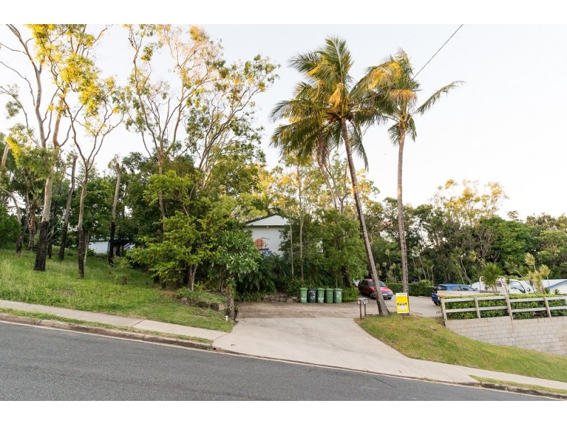 7 Begley Street, Airlie Beach QLD 4802