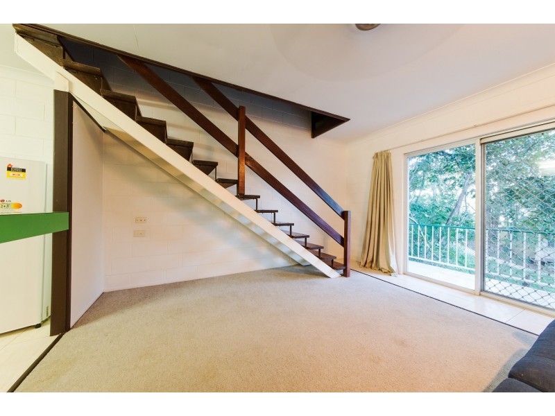 7 Begley Street, Airlie Beach QLD 4802