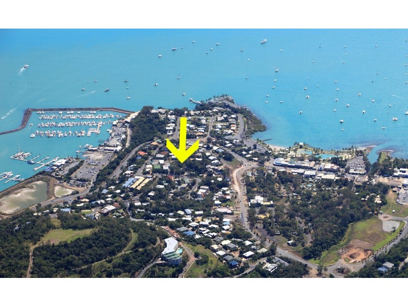 7 Begley Street, Airlie Beach QLD 4802