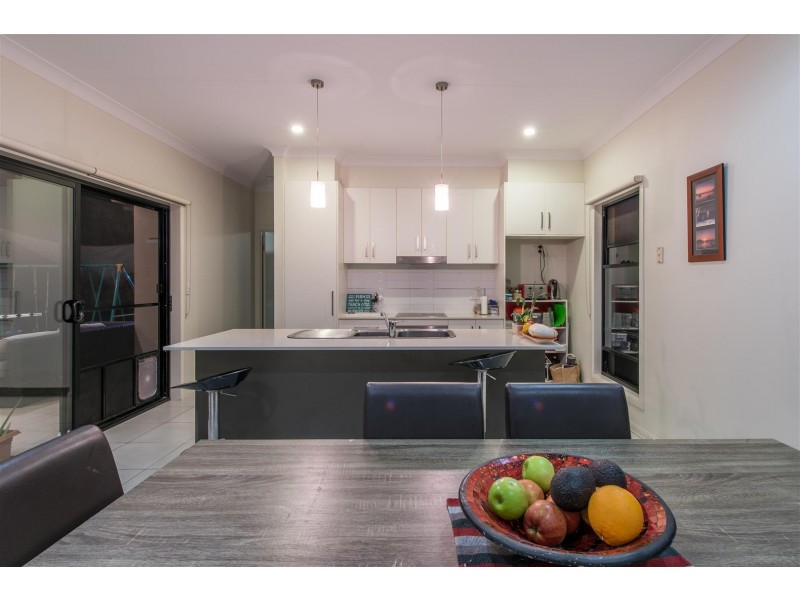 15 Armada Crescent, Jubilee Pocket QLD 4802