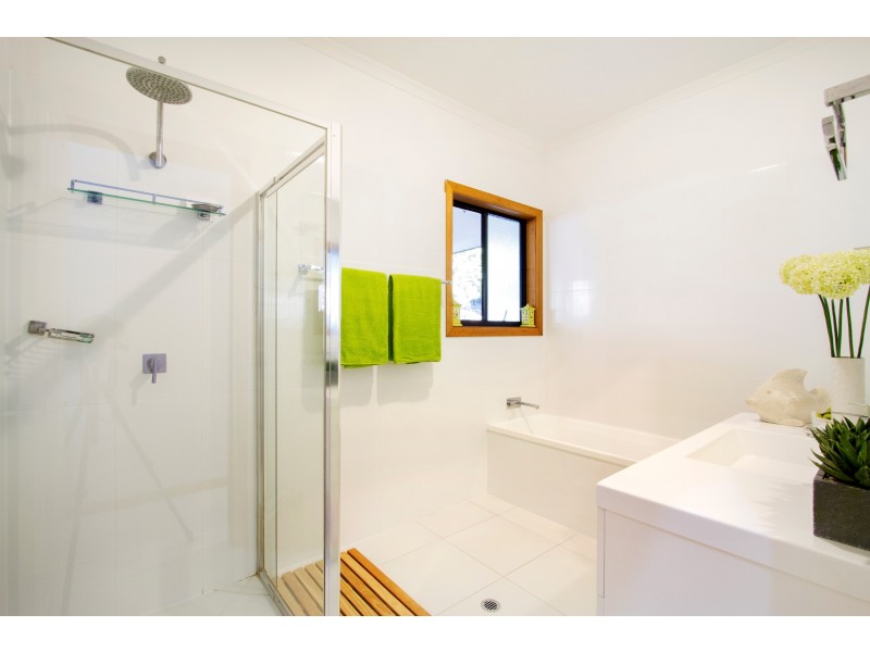 141 Kookaburra Drive, Cannon Valley QLD 4800
