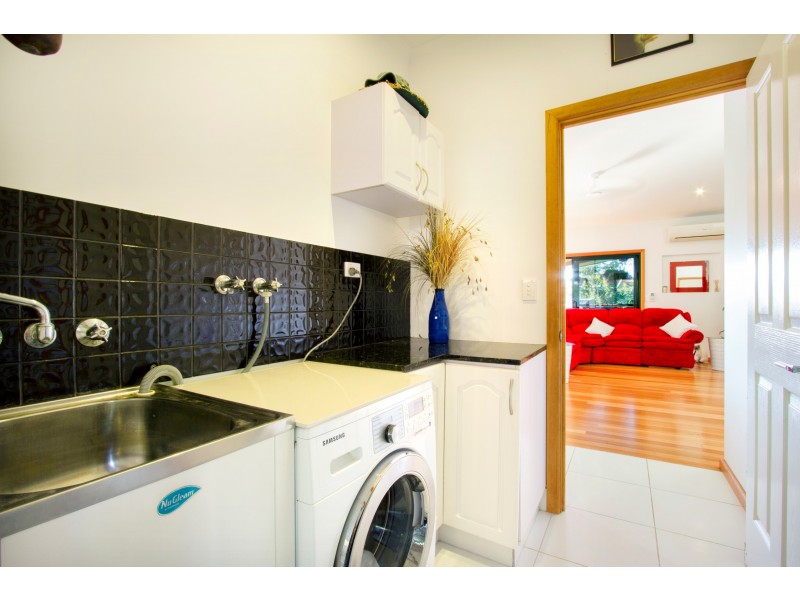 141 Kookaburra Drive, Cannon Valley QLD 4800