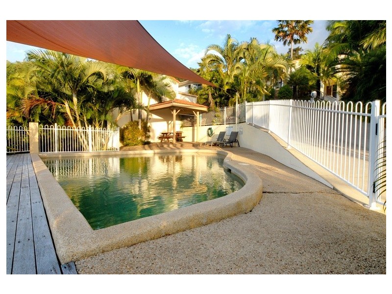 1/12 Eshelby Drive, Cannonvale QLD 4802