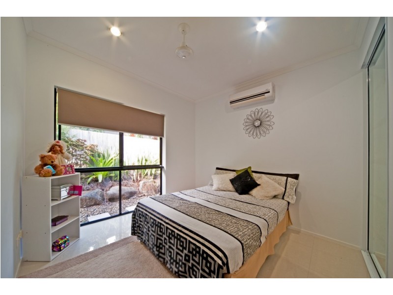 55 Jones Road, Cannonvale QLD 4802