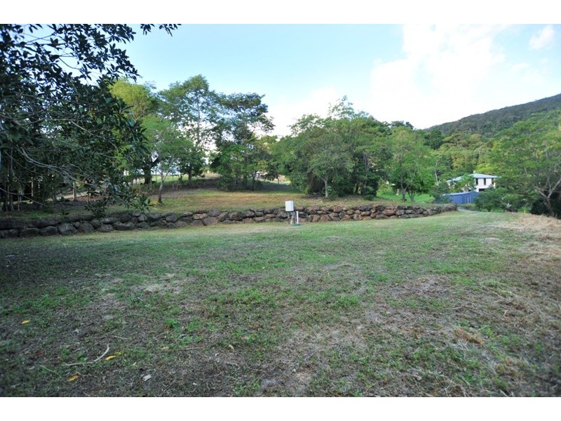 120 Kookaburra Drive, Cannon Valley QLD 4800