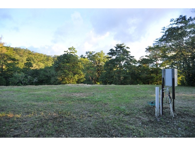 120 Kookaburra Drive, Cannon Valley QLD 4800