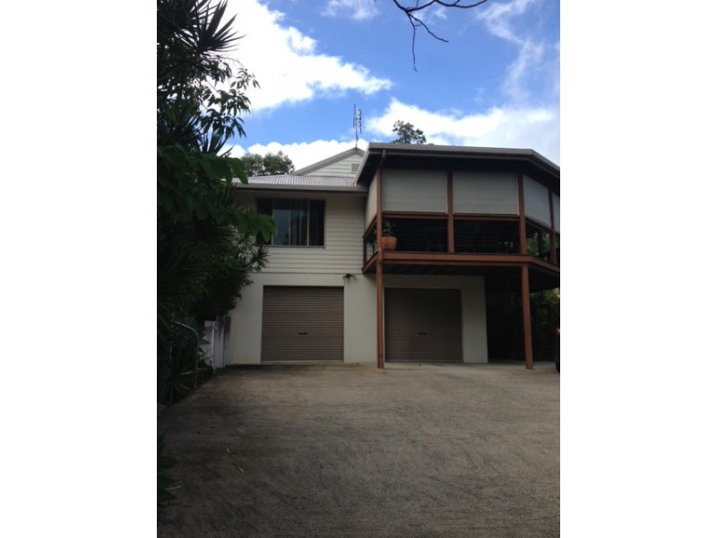 2/9 Border Drive, Cannonvale QLD 4802