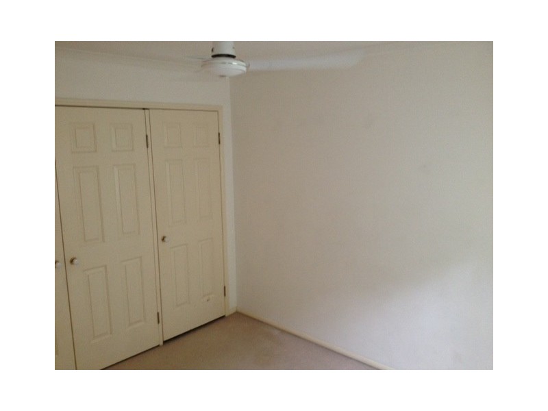 2/9 Border Drive, Cannonvale QLD 4802