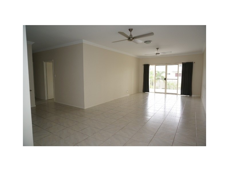 37 Baybreeze Apartments, 21 Shute Harbour Road, Cannonvale QLD 4802