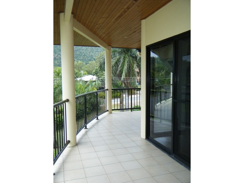7/36 Coral Esplanade, Cannonvale QLD 4802