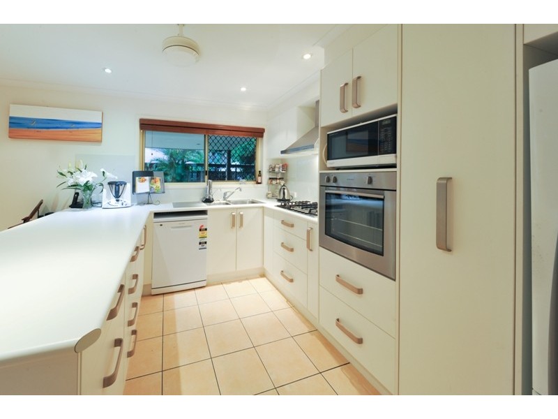 16 Erromango Drive, Jubilee Pocket QLD 4802