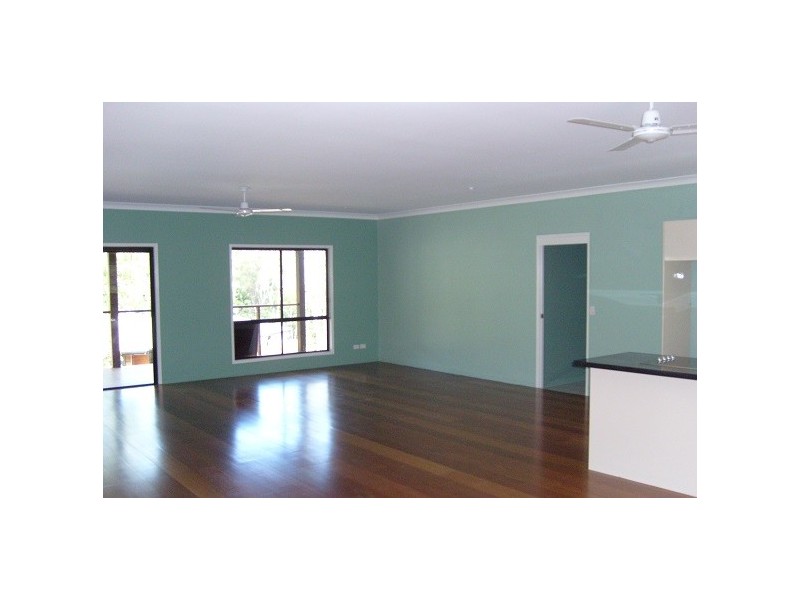 41 Eshelby Drive, Cannonvale QLD 4802