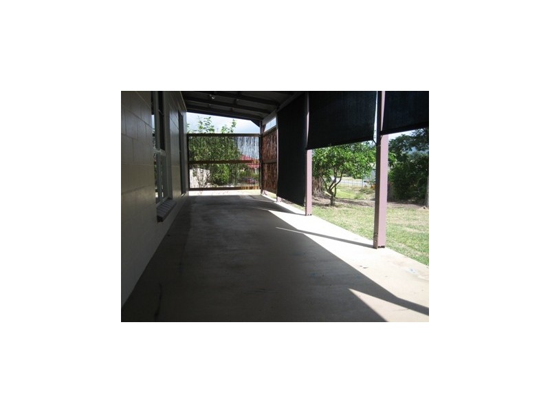 5 William Close, Cannonvale QLD 4802