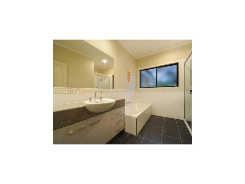 25 Kingfisher Terrace, Jubilee Pocket QLD 4802