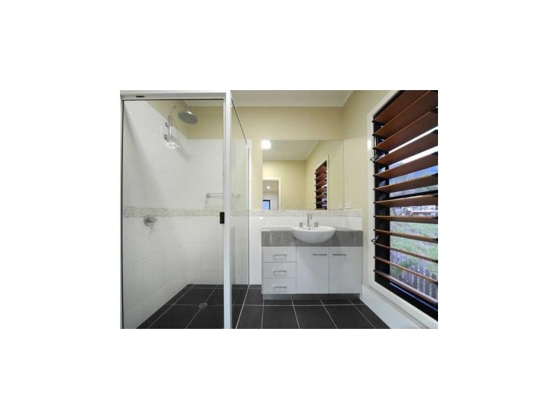 25 Kingfisher Terrace, Jubilee Pocket QLD 4802