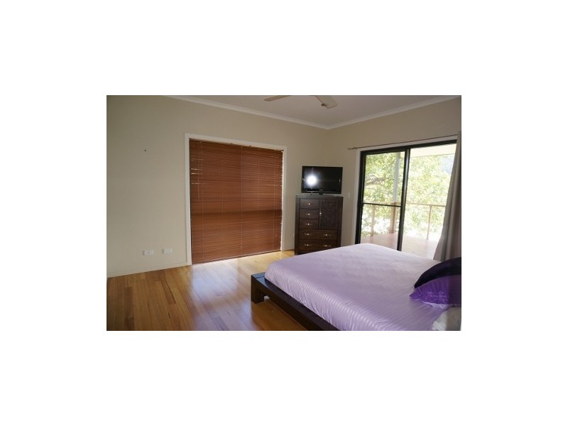 25 Kingfisher Terrace, Jubilee Pocket QLD 4802