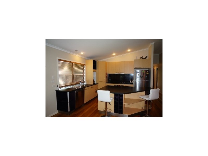 124 Shute Harbour Road, Cannonvale QLD 4802