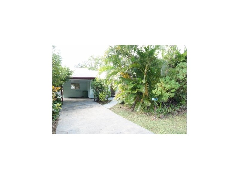 7 Grace Avenue, Cannonvale QLD 4802