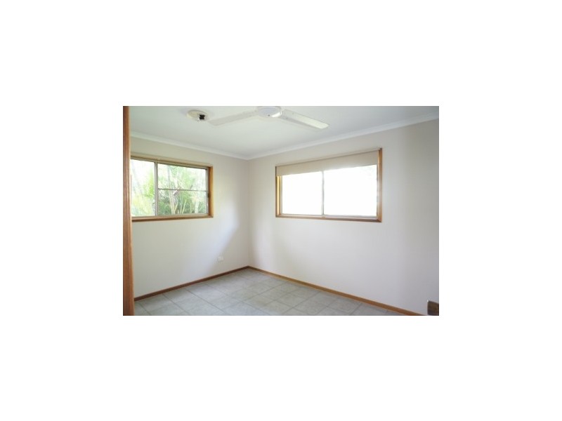 7 Grace Avenue, Cannonvale QLD 4802